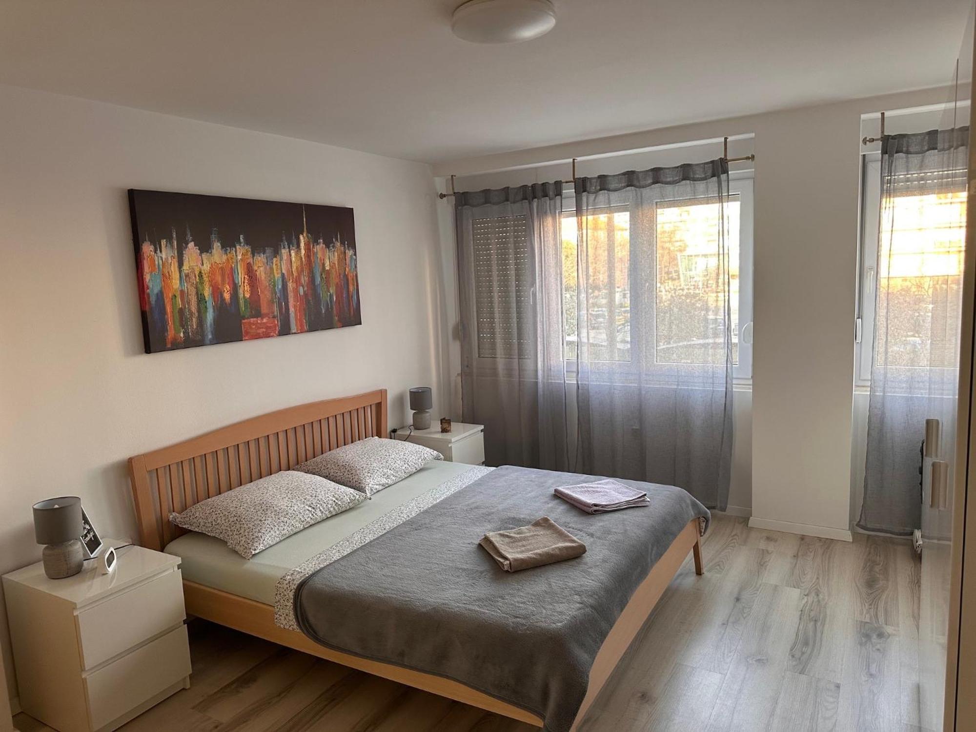 Ella Mare Apartment