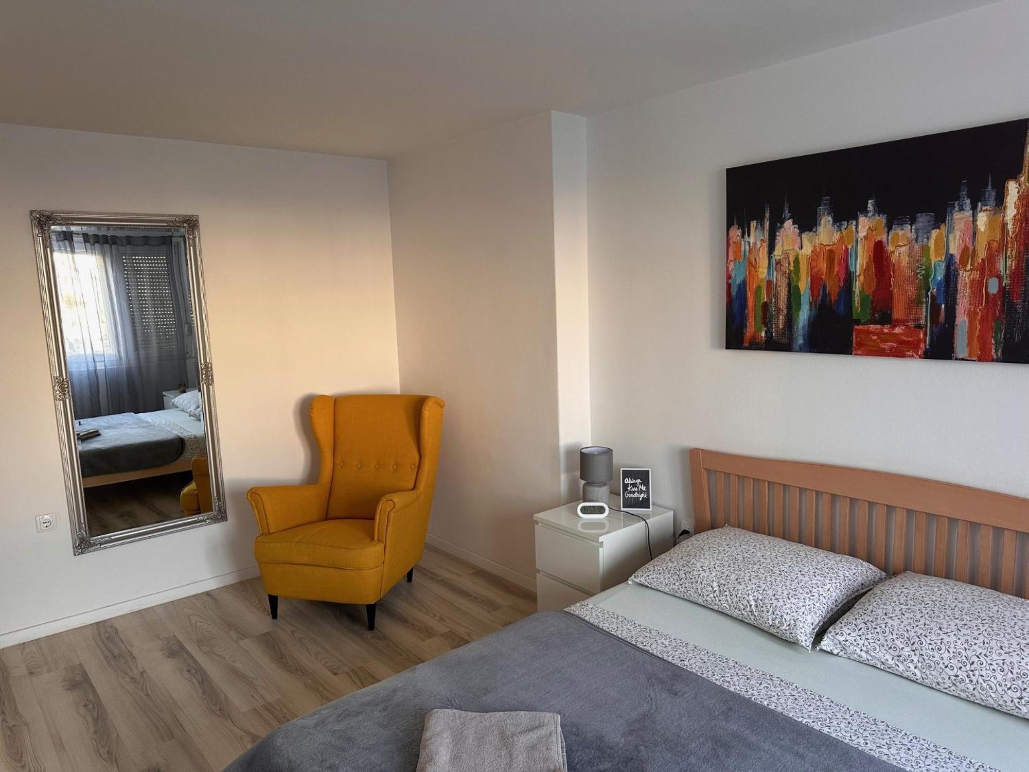 Apartment Ella Mare *
